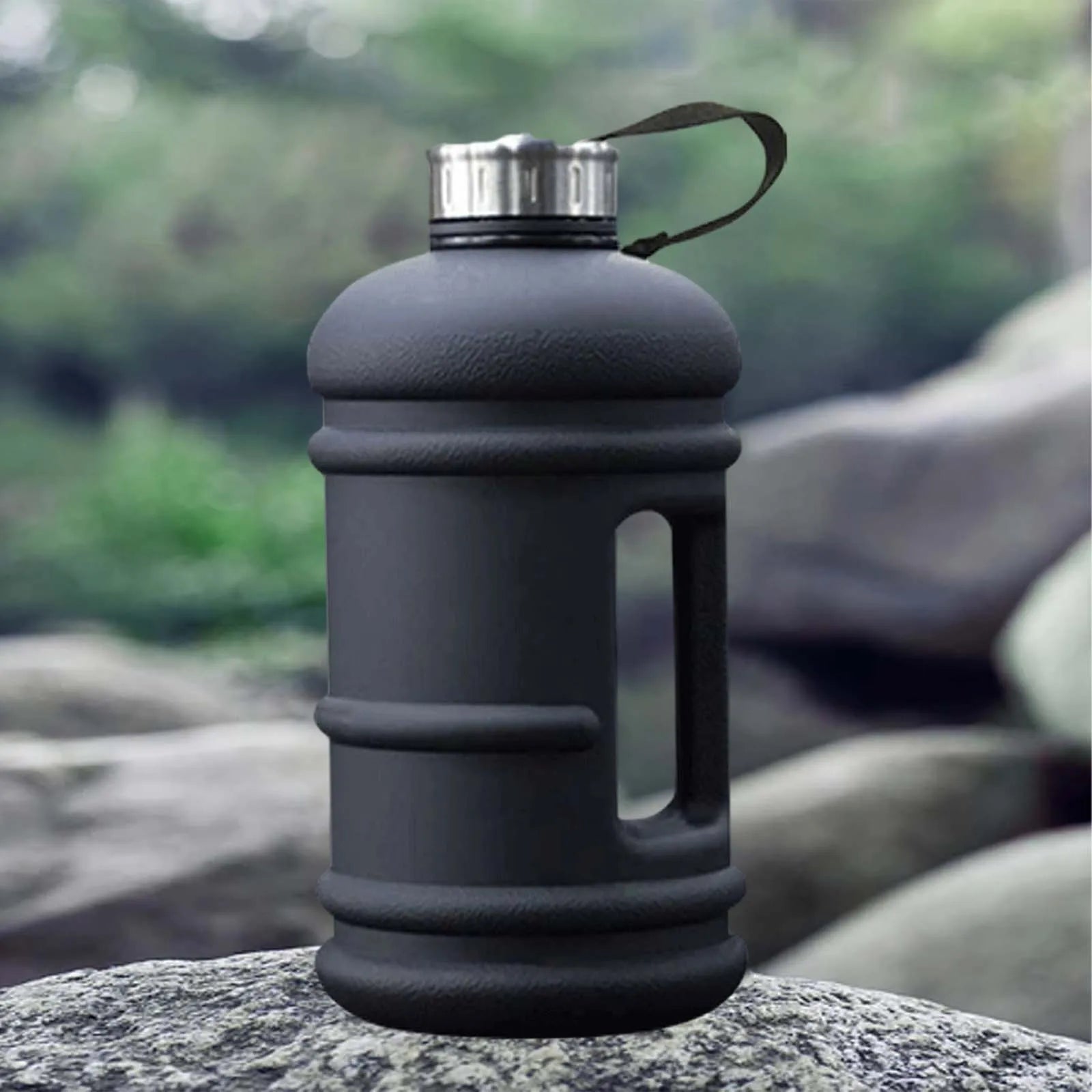 2.2L Large Capacity Plastic Sports Bottle - Portable Outdoor Travel Water Cup & Protein Shaker